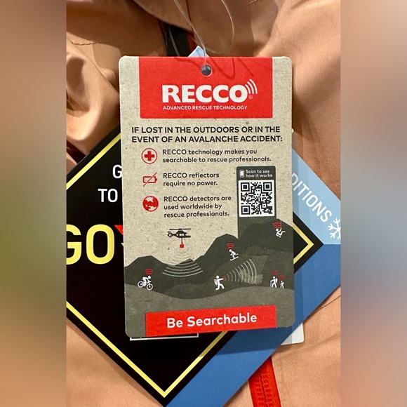 NWTs Marmot Women’s Lightray Gore-Tex Insulated Jacket. Rose Gold. Medium - Picture 15 of 16